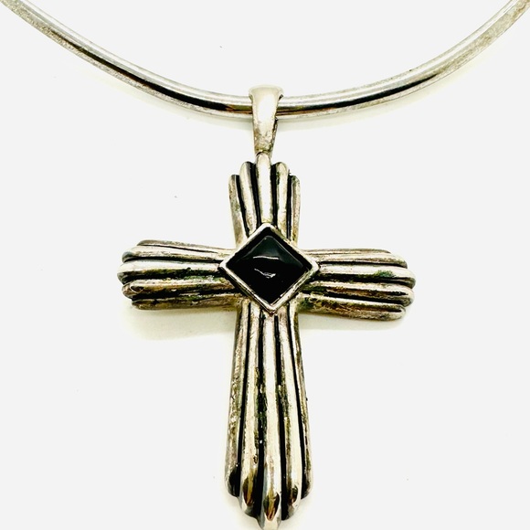 Modernist Silver Cross Pendant Collar Necklace - Picture 6 of 9